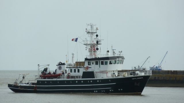Ixplorer - Avant port - 27 juin 2013 (01).JPG